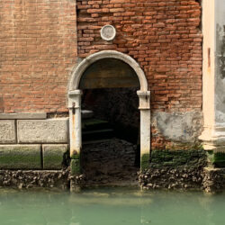 K-Adolfson-Venice-Copyright-58